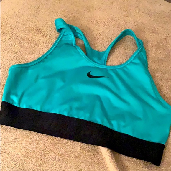 Nike Sports Bra - Picture 1 of 1